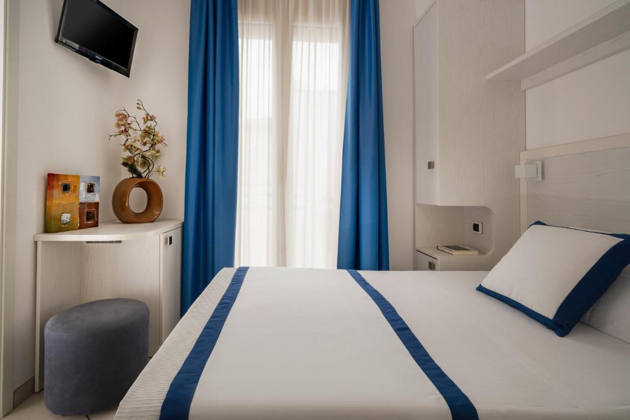 Hotel Embassy Ριτσόνε Εξωτερικό φωτογραφία