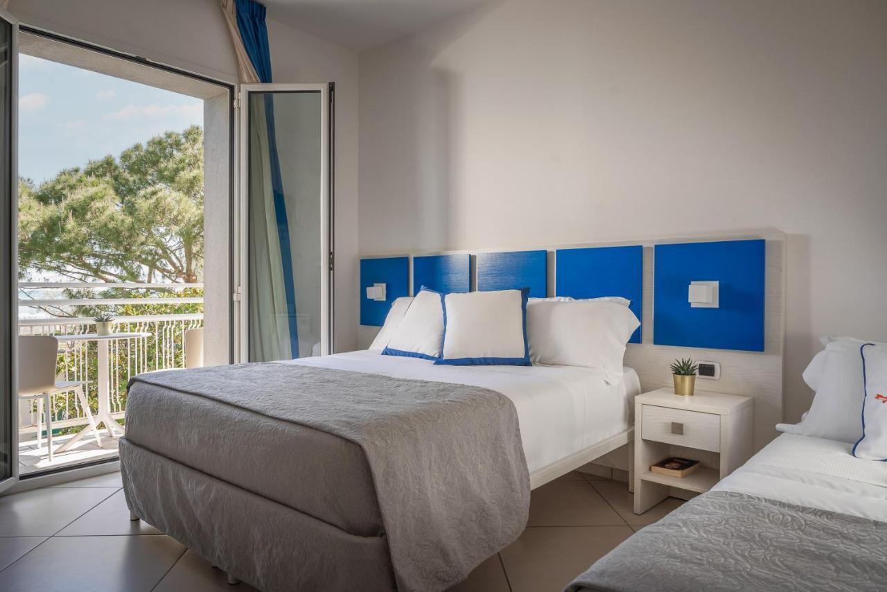 Hotel Embassy Ριτσόνε Εξωτερικό φωτογραφία