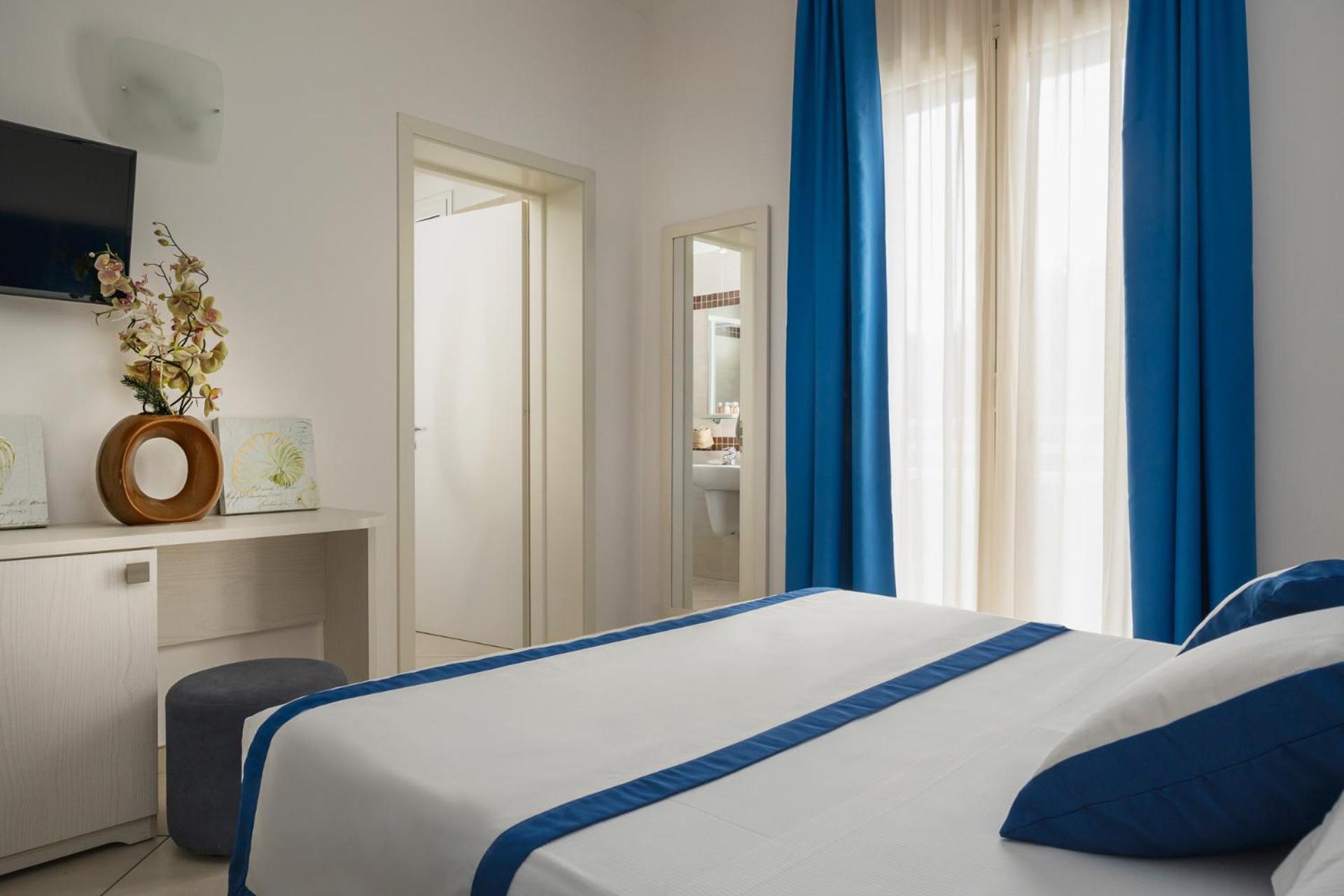 Hotel Embassy Ριτσόνε Εξωτερικό φωτογραφία